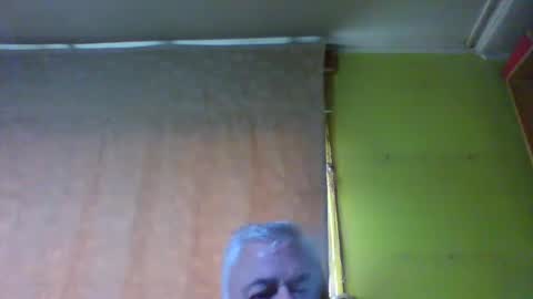 Snapshot of crmperez chatting on March 14, 6:13 pm crmperez online show from March 14, 6:13 pm