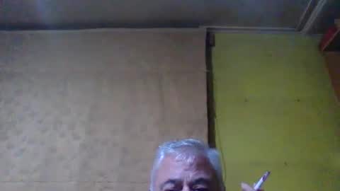 Snapshot of crmperez chatting on March 24, 1:10 am crmperez online show from March 24, 1:10 am