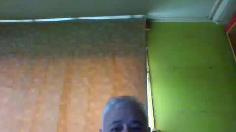 Snapshot of crmperez chatting on April 2, 4:26 pm crmperez online show from April 2, 4:26 pm