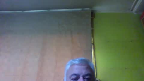 Snapshot of crmperez chatting on May 11, 6:49 pm crmperez online show from May 11, 6:49 pm
