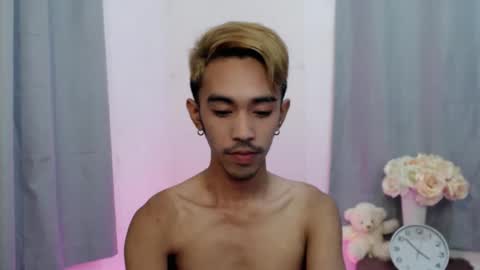 crocodale online show from November 14, 12:37 pm