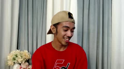 crocodale online show from April 11, 3:38 pm