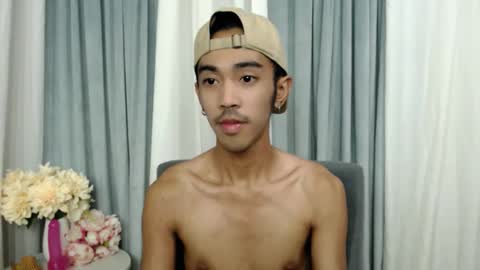 crocodale online show from April 15, 3:24 am