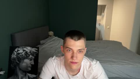 cronck52 online show from December 22, 9:45 pm