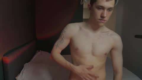 cronck52 online show from February 12, 11:22 pm