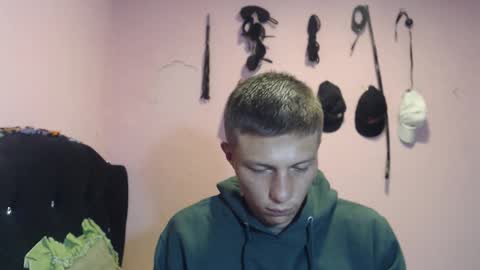 cronos_hot_888 online show from March 3, 8:42 am