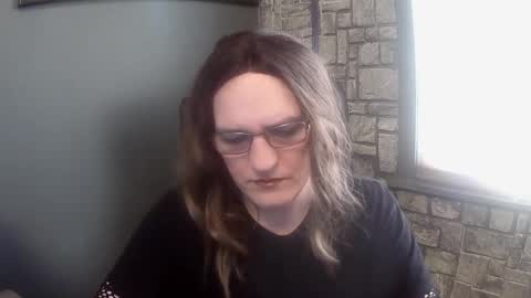 crossdresser krystal online show from December 14, 6:52 pm