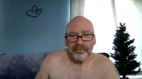 Snapshot of cruising_guy chatting on June 29, 12:38 pm fun guy online show from June 29, 12:38 pm