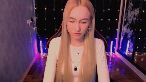 crybambi online show from March 3, 7:25 am