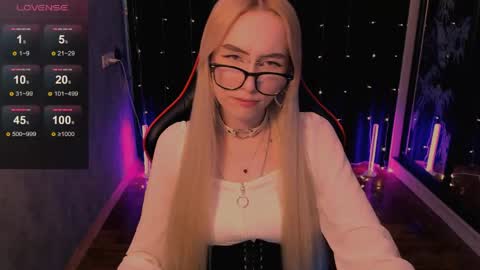 Snapshot of crybambi chatting on May 19, 7:37 am crybambi online show from May 19, 7:37 am