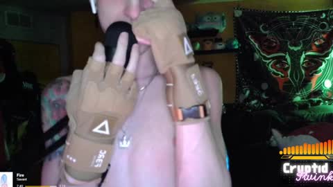 CryptidTwink online show from December 7, 6:43 am