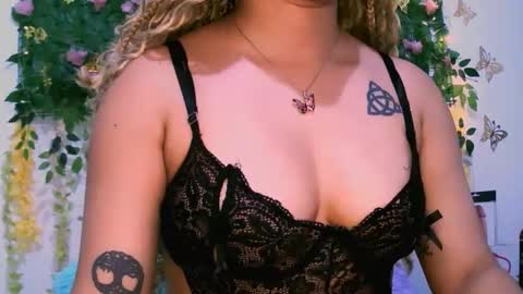 crysrus online show from September 20, 1:28 am