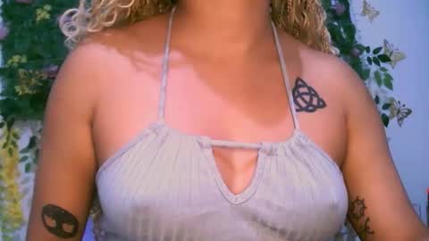 crysrus online show from November 30, 1:20 am