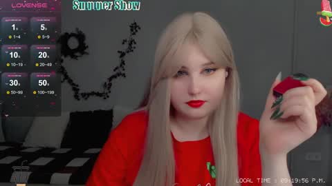 Snapshot of crystal__chris chatting on January 7, 7:17 pm Chris online show from January 7, 7:17 pm