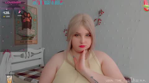 Snapshot of crystal__chris chatting on January 31, 10:10 am Chris online show from January 31, 10:10 am