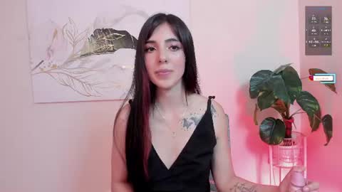 Snapshot of crystal_arlette chatting on July 3, 2:34 pm crystal_arlette online show from July 3, 2:34 pm