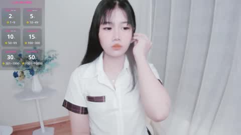 crystal_lea online show from October 7, 1:47 am
