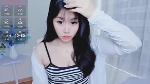 crystal_lea online show from October 13, 1:27 am