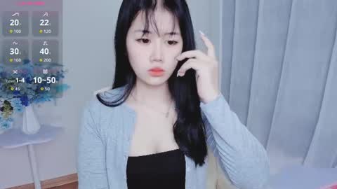 crystal_lea online show from October 14, 1:28 am