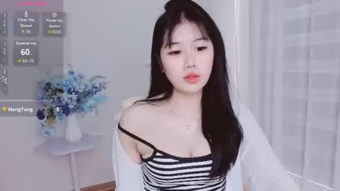 crystal_lea online show from October 16, 1:50 am