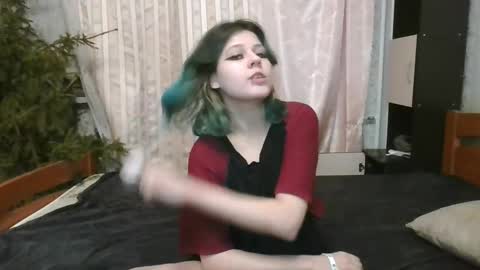 Snapshot of crystal_porn_love chatting on January 16, 3:56 am Crystal and Marcl online show from January 16, 3:56 am