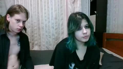 Snapshot of crystal_porn_love chatting on January 20, 10:26 pm Crystal and Marcl online show from January 20, 10:26 pm