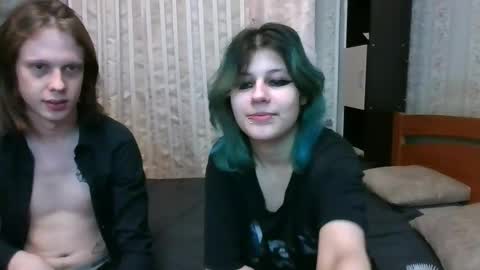 Snapshot of crystal_porn_love chatting on January 22, 2:26 am Crystal and Marcl online show from January 22, 2:26 am