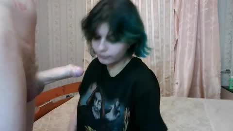 Snapshot of crystal_porn_love chatting on January 31, 12:28 am Crystal and Marcl online show from January 31, 12:28 am