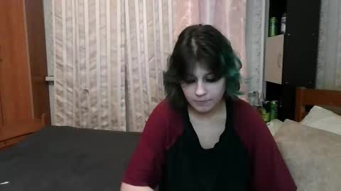 Snapshot of crystal_porn_love chatting on February 14, 2:23 pm Crystal and Marcl online show from February 14, 2:23 pm