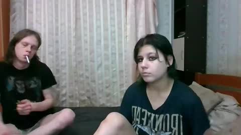 Snapshot of crystal_porn_love chatting on March 5, 2:56 pm Crystal and Marcl online show from March 5, 2:56 pm