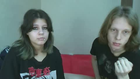 Snapshot of crystal_porn_love chatting on October 5, 12:14 pm Crystal and Marcl online show from October 5, 12:14 pm