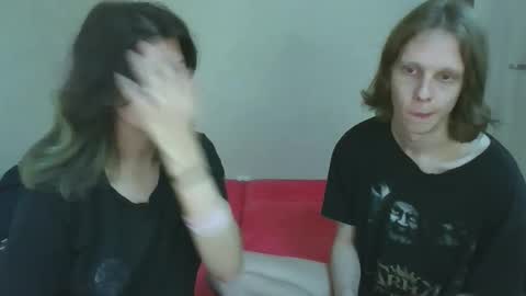 Snapshot of crystal_porn_love chatting on October 15, 8:53 pm Crystal and Marcl online show from October 15, 8:53 pm