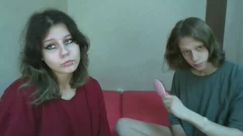 Snapshot of crystal_porn_love chatting on November 10, 8:19 pm Crystal and Marcl online show from November 10, 8:19 pm