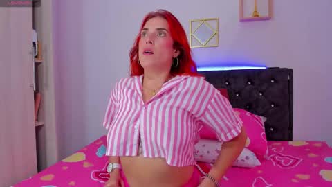 Snapshot of crystal_rosse2 chatting on February 23, 2:03 pm crystal online show from February 23, 2:03 pm