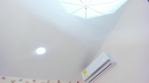 Snapshot of crystal_watson0 chatting on May 22, 1:39 pm Milf Latina online show from May 22, 1:39 pm
