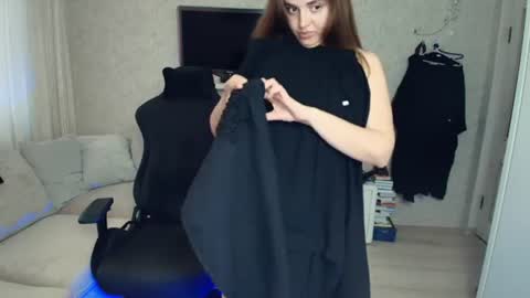 Snapshot of crystalemily chatting on June 12, 7:13 pm crystalemily online show from June 12, 7:13 pm