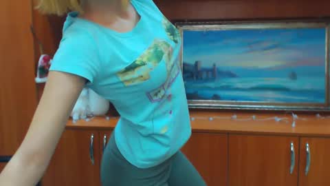 Stella online show from January 25, 8:53 am