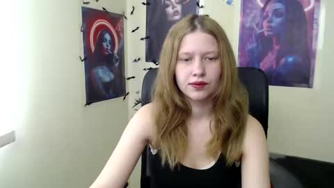 Stella online show from April 18, 12:20 pm