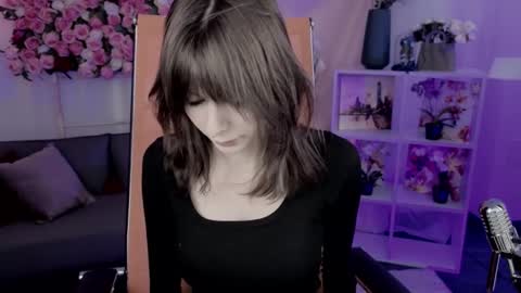 Snapshot of crystallbloom chatting on February 23, 1:08 pm crystallbloom online show from February 23, 1:08 pm