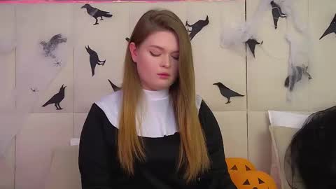 Crystal online show from October 31, 8:15 am