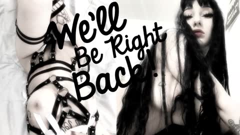 Sasha    Make me moan with patterns   good music here  online show from November 4, 11:09 am