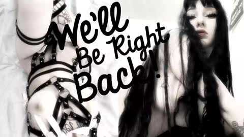 Sasha    Make me moan with patterns   good music here  online show from November 23, 9:36 pm