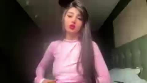 Snapshot of crystlepipkins chatting on May 16, 7:05 am Diana online show from May 16, 7:05 am