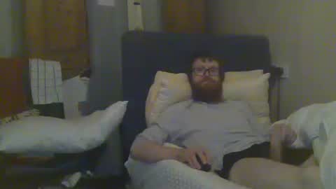 Snapshot of cs014g8493 chatting on January 25, 2:58 am chris online show from January 25, 2:58 am