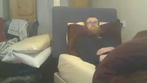 chris online show from February 21, 1:39 am