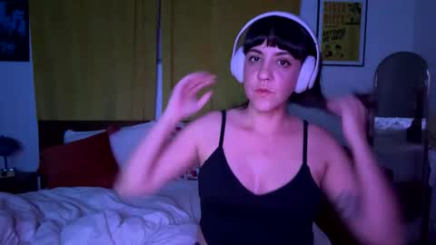 Snapshot of cuckoobaby chatting on March 16, 2:06 am Cuckoobaby online show from March 16, 2:06 am