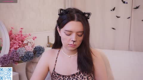 Ellie online show from November 23, 5:02 pm