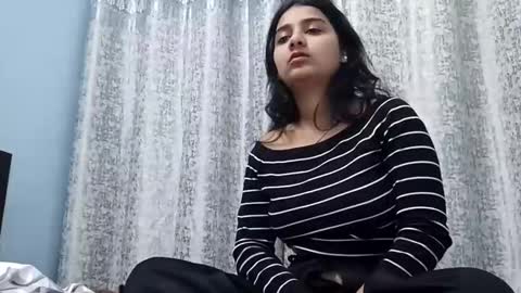 cuddlemuffins online show from February 13, 7:37 am