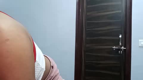 cuddlemuffins online show from March 20, 5:51 pm