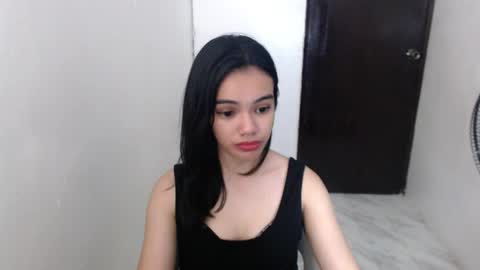 cuddlepunk_bubble online show from April 28, 9:31 pm